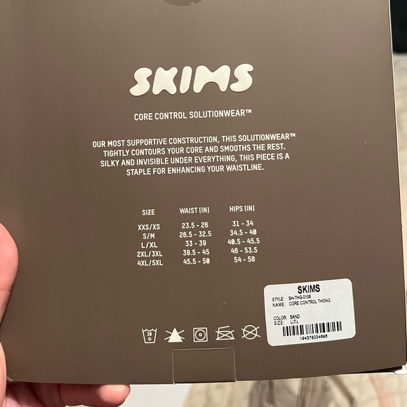 Brand new Skims core control thong L/ XL Sand color - Picture 1 of 3